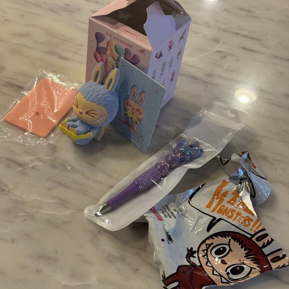 Popmart Labubu lazy yoga Stretch Out figure - Picture 5 of 5